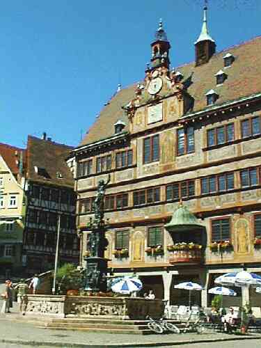 tue6.jpg (24071 Byte)